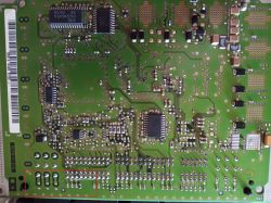 Czy zarysowanie na płytce sterownika ms43 wpłynie na jego działanie?