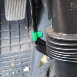 Opel Astra G2 Kombi - Gdzie kupię spinkę/kołek do przykręcenia tunelu