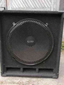 Do czego można wykorzystać głośnik SoundTech CX4C?