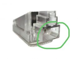 Co to za wtyczka do gniazda zaznaczonego na rysunku?