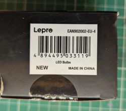 Lepro GU10 RGBWW LED Bulb Box Image of the Lepro LED bulb box with barcode and model number EAN902002-EU-4.
