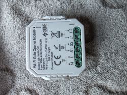 Moduł Wi-Fi do sterowania bramą z oznaczeniami zacisków N, L, S1, S2, L1, L2