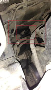 Citroen C4 2007 - Co to za element? Zdjęcie silnika Citroena C4 coupe 2007 1,6 Citroen C4 2007 - Co to za element? Zdjęcie silnika Citroena C4 coupe 2007 1,6