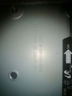 Brak tabliczki znamionowej i uszkodzona matryca w TV Samsung. Jak odszukać numer matrycy?