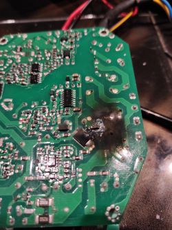 Schemat zasilacza i napięcia wyjściowe do lampy GODOX LED SL-200W II - uszkodzenie