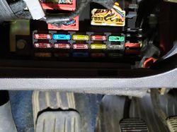 Marea Weekend 2.4 JTD '99 - brak oświetlenia: tylne lewe pozycyjne, przednie prawe pozycyjne