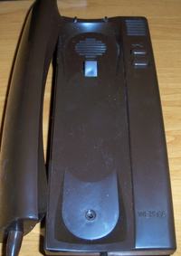 Guidance on Connecting a 6-Wire Handset to Intercom in Apartment Block