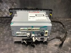 Toyota Avensis T27 i radio Junsen X7 Pro. Kamera cofania - podłączenie.