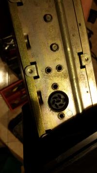 Unitra Akropol SMT-203 - Czy wyjście DIN umożliwia podłączenie aux?