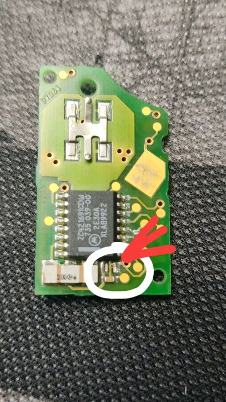 VW - Brakujący element płytki pilota 315 MHz z USA