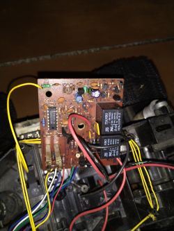 Auto RC nie reaguje na pilota - ogniwa 18650 zamiast baterii 9,6V