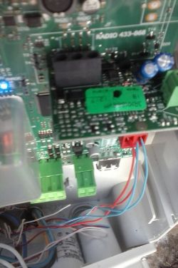 Jak zaprogramować nowy pilot FAAC 866 bez pilota master?