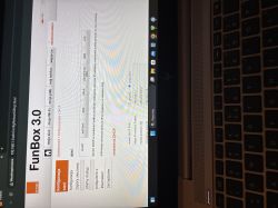 Zrzut ekranu panelu konfiguracyjnego FunBox 3.0 na ekranie laptopa.