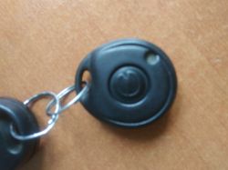 VW golf 4 - Domykanie szyb w zależności od czasu trzymania przycisku na pilocie