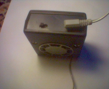 Głośnik do MP3 + ładowarka