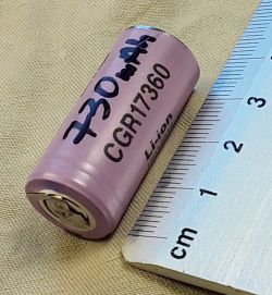Dodatkowy akumulatorek znacznie wydłuża czas pracy słuchawek bluetooth Dodatkowy akumulatorek znacznie wydłuża czas pracy słuchawek bluetooth