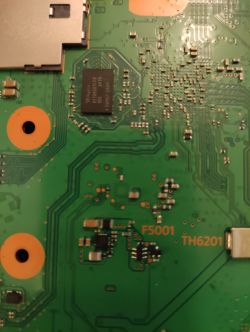 Napęd w PS4 PRO 7016B - brak obracania płyty, manualne kręcenie pomaga