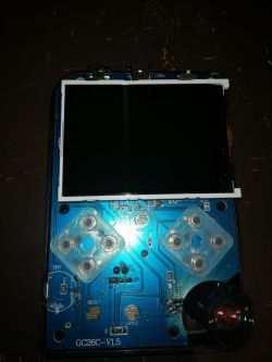 Chińska podróba Gameboy-a instalacja zewnętrznych gier