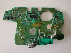 Pad Xbox One S traci zasieg - Powyżej 1m rozłącza