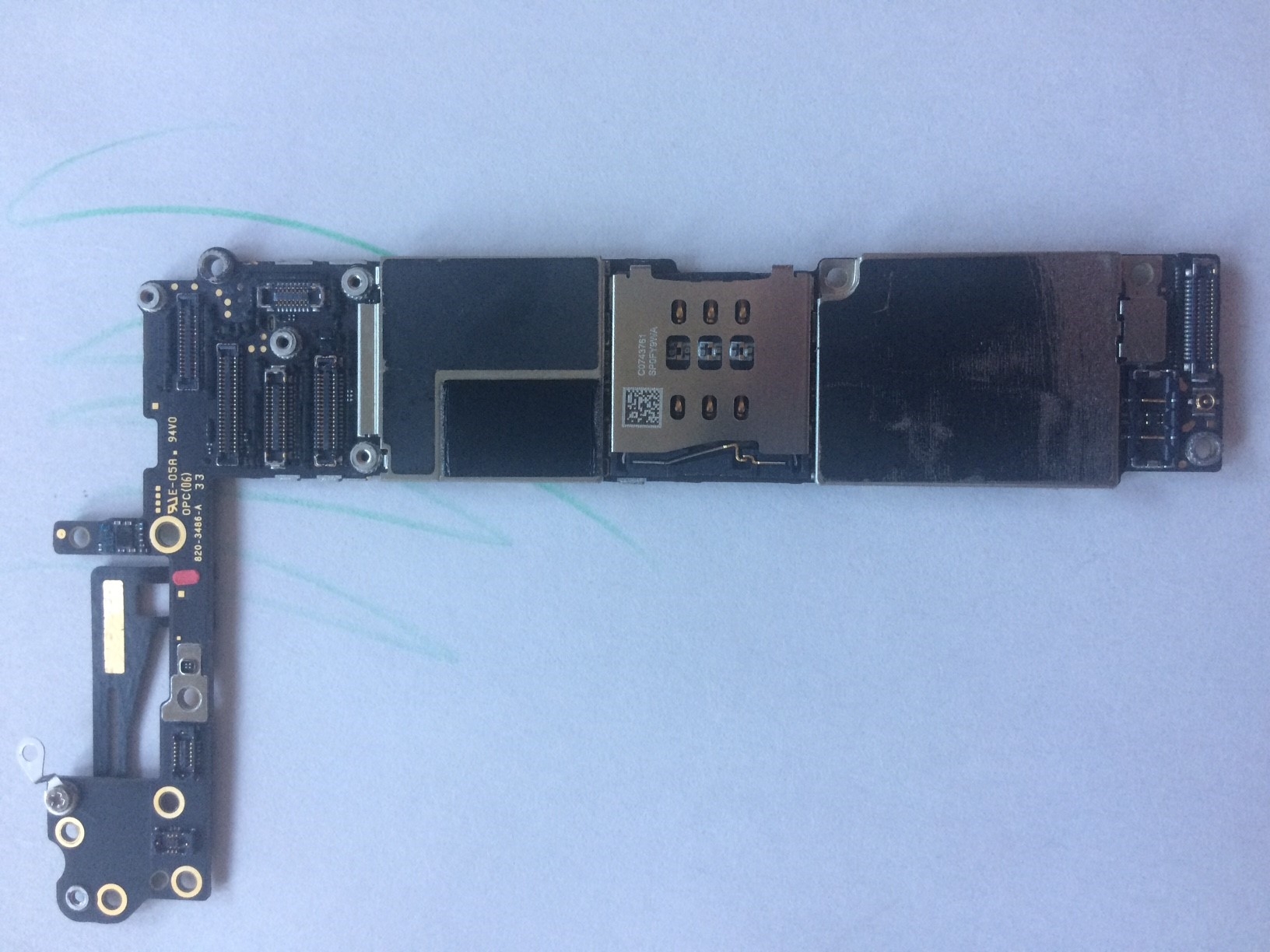 Iphone 6 - Naprawmy Iphone 6 po zalaniu. - elektroda.pl