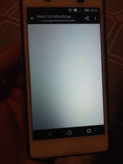 Sony Xperia M5: Unexpected Shutdowns during Messenger, Google Maps & Varying Battery Percentages