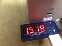 USB Charger Doctor Current Measurement on LDNIO Power Strip Display of a USB Charger Doctor current meter connected to an LDNIO power strip showing a reading of 1.51A.