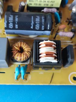 Iiyama PLE1702S-B2 - piszcząca cewka/ transformator/ filtr