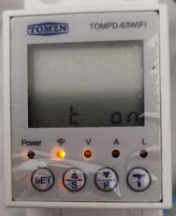 TOMZN TOMPD-63WIFI Device with Display TOMZN TOMPD-63WIFI device with active display and lit indicators.