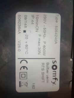 Brama Somfy 5054240A otwiera/zamyka się wolno po reprogramowaniu z pilota