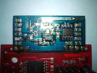 Czy karoseria Opla Astry wpływa na zasięg pilota autoalarmu?