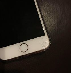 Jak wypełnić ubytek w szkle iPhone 8 przed nałożeniem nowego szkła hartowanego?