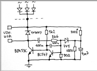 Łączenie stabilizatorów LM350 w regulatorze napięcia Honda CB 650 C - ryzyko prądów?