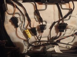 BMW Mpakiet: Jak zidentyfikować przewody grzałki fotela w celu przełożenia do innego auta