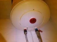 15-Year-Old Electric Boiler 50L Not Heating Water - LED Light Off, Click Sound When Turning On/Off