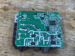 Sonoff Mini R2 Interior - Circuit Board Sonoff Mini R2 circuit board with electronic components.