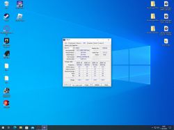 Zrzut ekranu pulpitu komputera z otwartym programem CPU-Z, pokazującym szczegóły pamięci RAM.