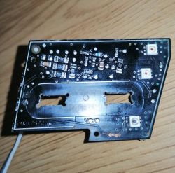 Płytka drukowana modułu LED z Forda Mondeo mk4 lift kombi, widoczna obudowa SOT-23 i element Z3.