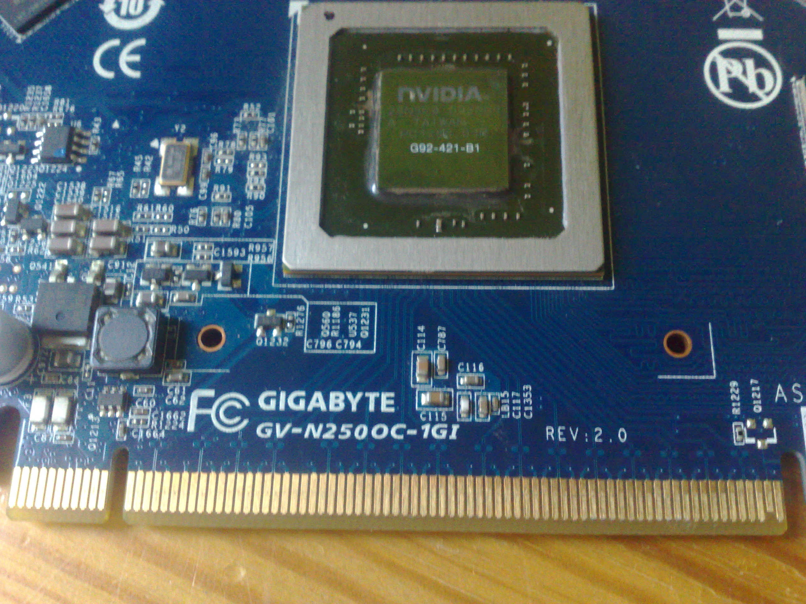 Spalona karta graficzna Geforce 250 GTS 1gb - elektroda.pl