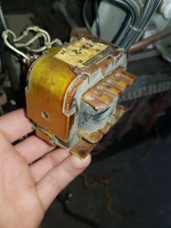 Identyfikacja transformatora mi-16-00-02 bez oznaczeń - zdjęcia i schemat