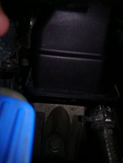 Audi A3 8L TDI ALH - Wyciek płynu wspomagania przez odpowietrznik korka zbiorniczka po wymianie