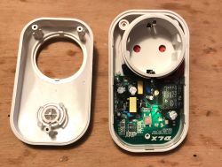 Socket/plug with WiFi PS-16-M and eWeLink/Coolkit application - test and teardown Socket/plug with WiFi PS-16-M and eWeLink/Coolkit application - test and teardown