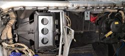 No Hot Air in 1995 Audi A4 B5 1.6 Petrol: Cabin Heating Issue, Temperature at 90, Loose Plugin
