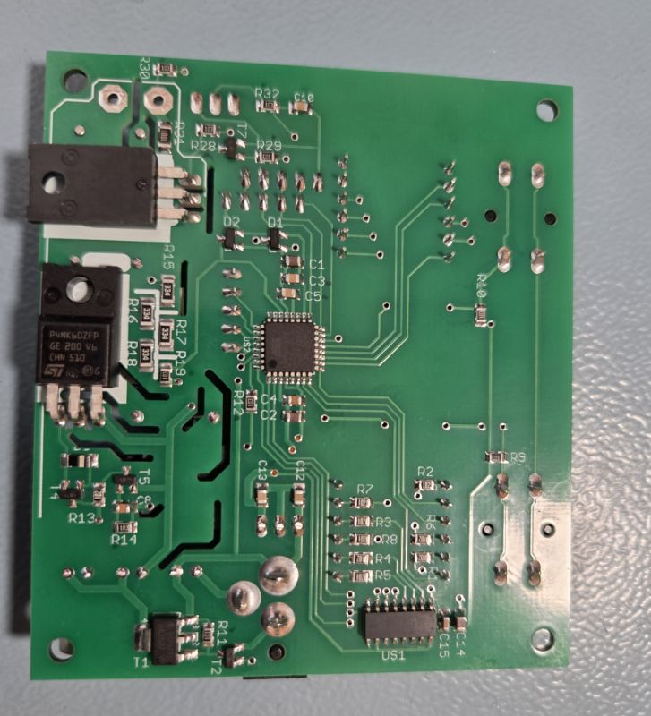 Gdzie znaleźć gerbery i pliki PCB do AVT 5570 Przyrząd do Formowania Kondensatorów