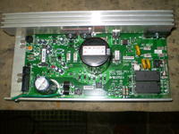 Bieżnia TC 470 zatrzymuje się.