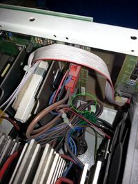 UPS Fideltronik Ares 1600 - Prawidłowe podłączenie akumulatorów