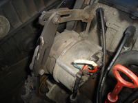 Golf mk2 1.8RP - dziwne działanie pompy paliwa przy włączaniu świateł