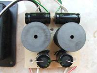 Subwoofer czy głośnik centralny.