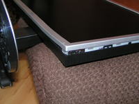 LG l204 - jak rozebrać monitor - zabezpieczenie (kłódka)