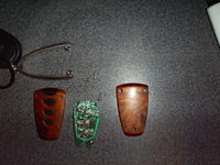 Alarm nie działa po wymianie akumulatora w Seat Leon - jak rozbroić?