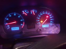 Golf 4 (2001, 1.6 16V) - nieświecący komputer pokładowy na środku zegarów